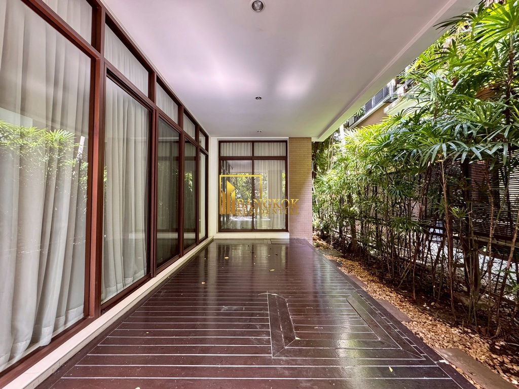 รูป Baan Sukhumvit 18 - Stunning 4 Bed House With Private Pool - BR28270SH - รูปที่ 5/53