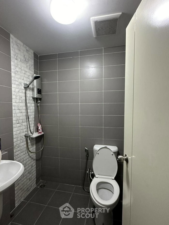 picture 3-BR Townhouse at Grande Pleno Watcharapol-Sukhaphiban 5 in O Ngoen (ID 1738462) - 9/9