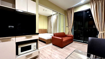 คอนโดให้เช่า : Fuse Sathorn-Taksin | ให้เช่า 1 ห้องนอน ตกแต่งเรียบร้อยน่าอยู่มาก ตึกใกล้รถไฟฟ้าสถานีวงเวียนใหญ่