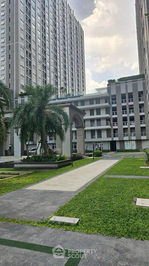 picture 2-BR Condo at Manor Sanambinnam near MRT Phra Nang Klao Bridge (ID 2102378) - 12/13