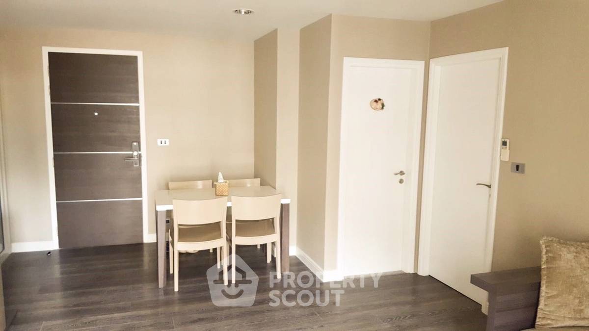 picture 2-BR Condo at The Crest Sukhumvit 49 near BTS Thong Lor (ID 993083) - 6/30