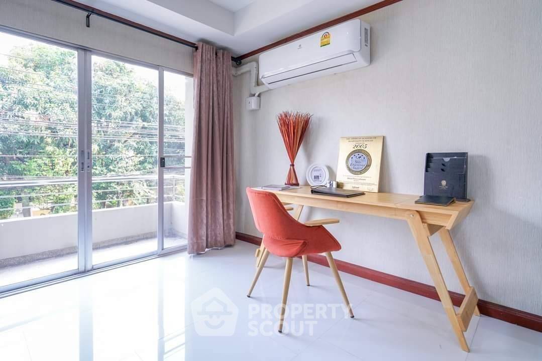 picture 2-BR Condo at Ari Samphan Place near BTS Sanam Pao (ID 1535665) - 3/8