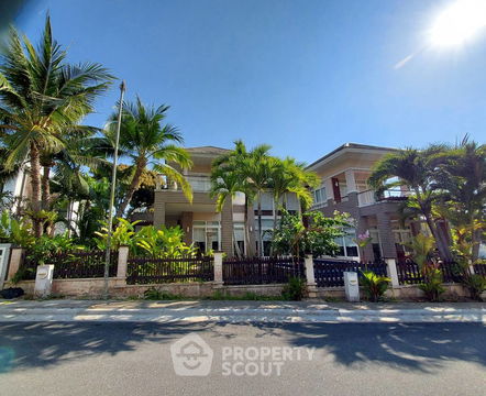 3-BR Villa at Baan Talay Pattaya in Na Chom Thian (ID 2110570)