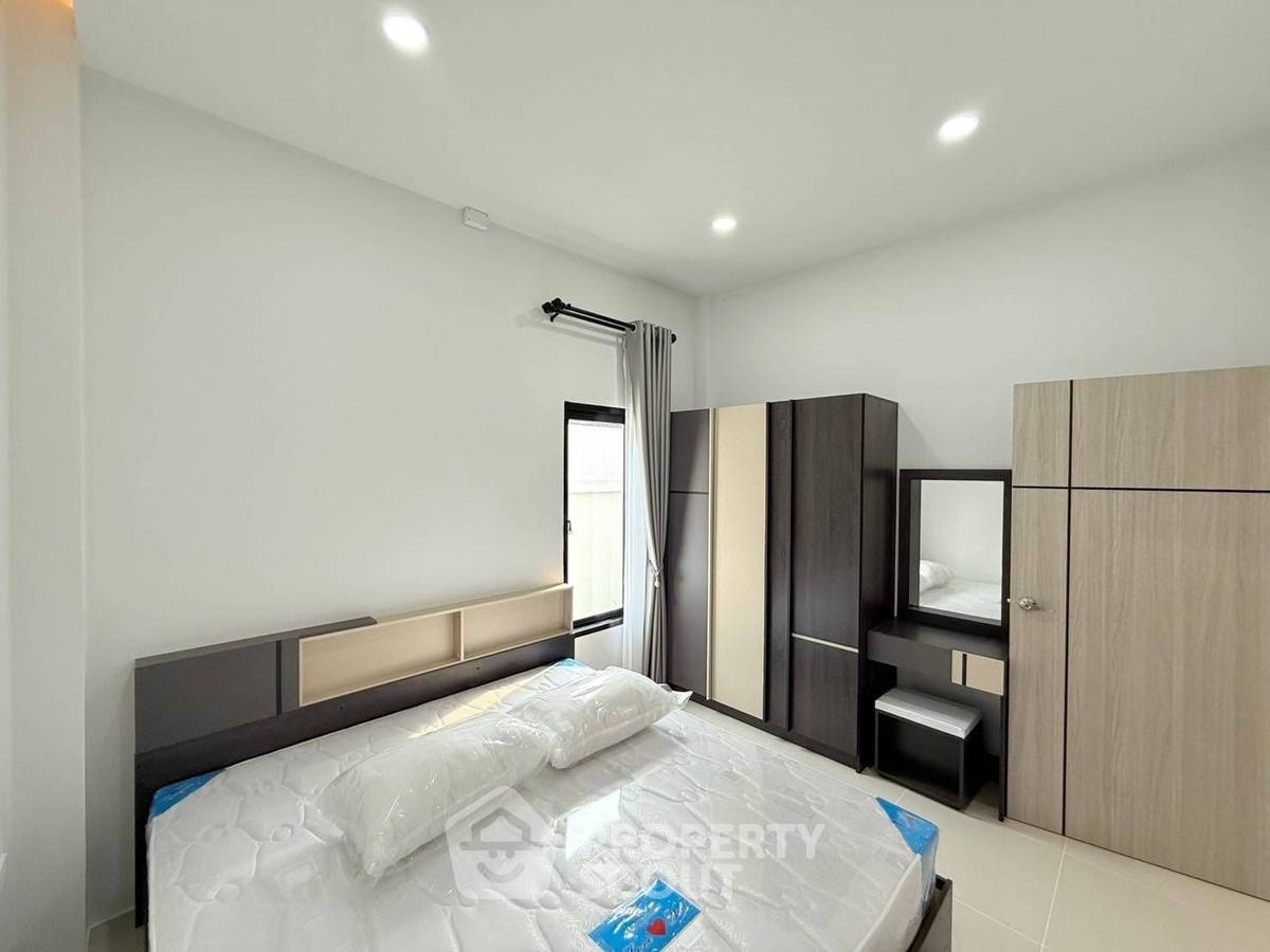 รูป บ้าน 3-ห้องนอน ใกล้ เมืองพัทยา (ID 2141648) - รูปที่ 11/16
