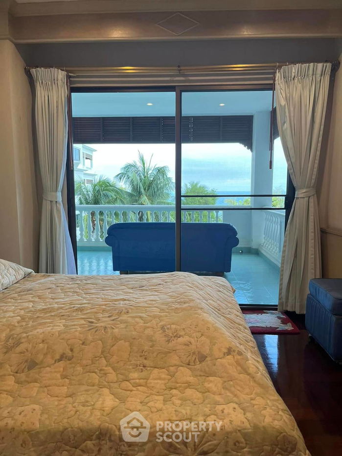 picture 2-BR Condo at Baan Somprasong Condominiums Huahin close to The Venezia (ID 1334488) - 8/14
