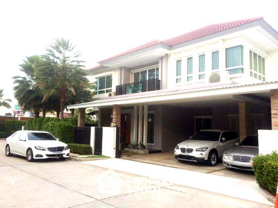 Houses for sale Siam Park : 5-BR House at Grand Bangkok Boulevard Ramintra - Serithai in Khan Na Yao (ID 2150183)