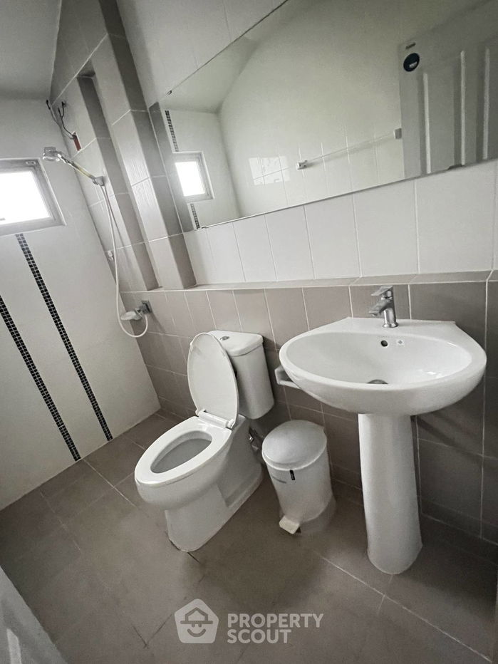 picture 3-BR House at Life Home Baan Bueng in Ban Bueng (ID 2231375) - 9/9