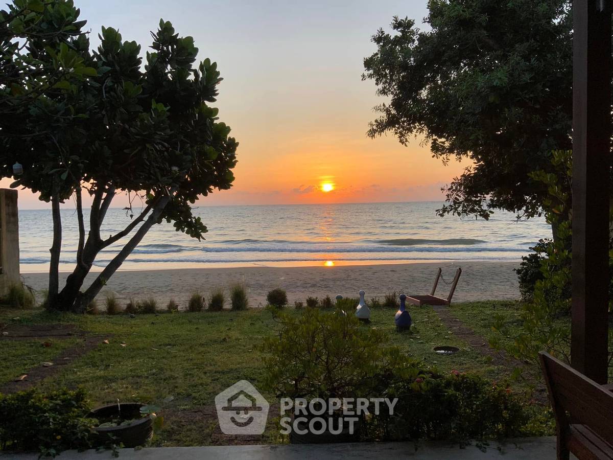 รูป บ้าน 3-ห้องนอน ใน ปากน้ำปราณ (ID 2285749) - รูปที่ 13/13