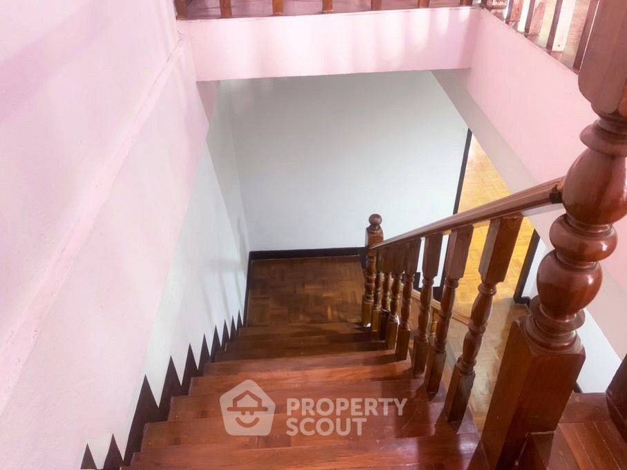รูป ทาวน์เฮาท์ 4-ห้องนอน ที่ สินวงศ์ การ์เด้น ใน บางแค (ID 1445975) - รูปที่ 6/10