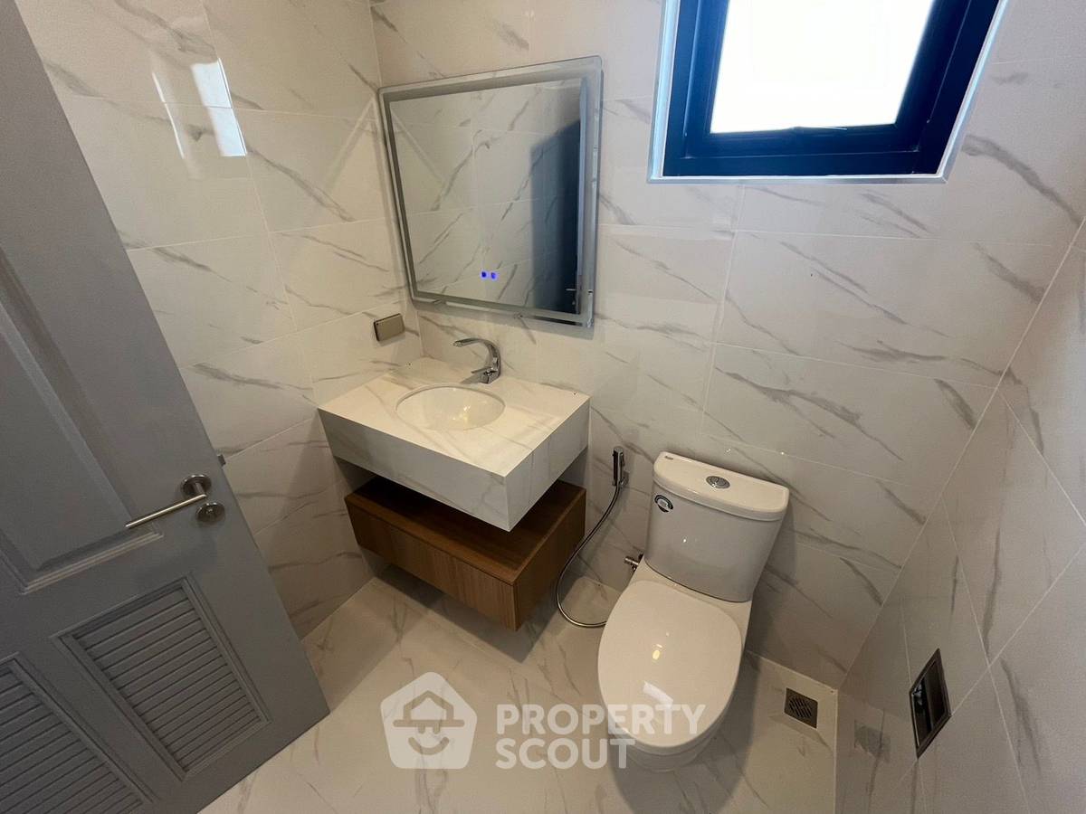 picture BRAND NEW 3-BR Pool Villa at Anchan Gardens (ID 1518673) - 15/18