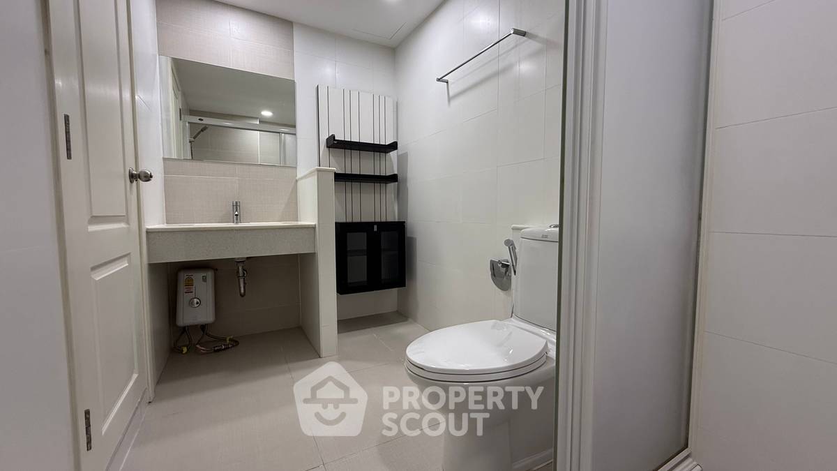 picture 2-BR Condo at U Sabai Rama 4 Kluaynamthai near BTS Phra Khanong (ID 2018323) - 16/22