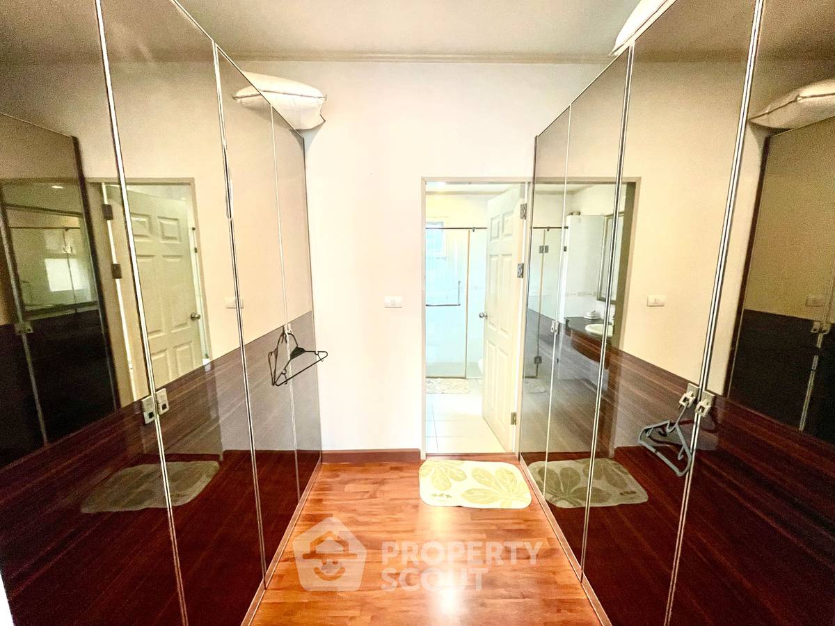 picture 3-BR House at Supalai Parkville Ramindra 5 in Anusawari (ID 2242422) - 8/15