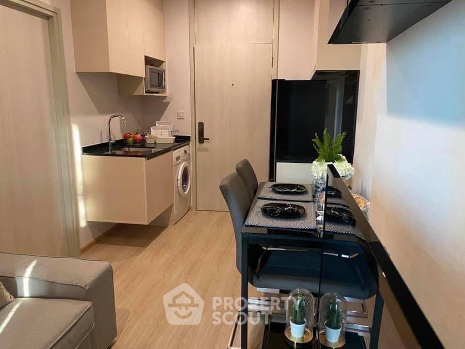 รูป คอนโด 1-ห้องนอน ที่ โนเบิล รีวอลฟ์ รัชดา ใกล้ MRT ศูนย์วัฒนธรรมแห่งประเทศไทย (ID 1396524) - รูปที่ 2/5