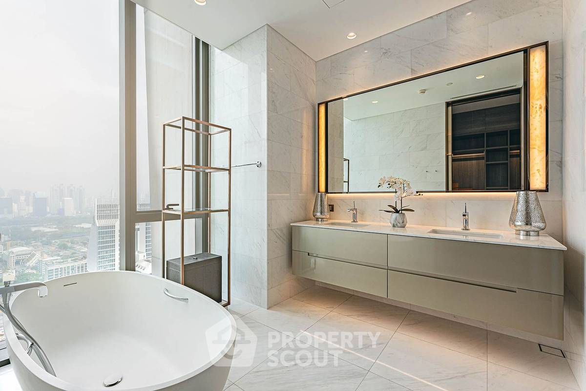 picture 4-BR Condo at The Residences At Sindhorn Kempinski Hotel Bangkok near BTS Ratchadamri (ID 793550) - 24/28