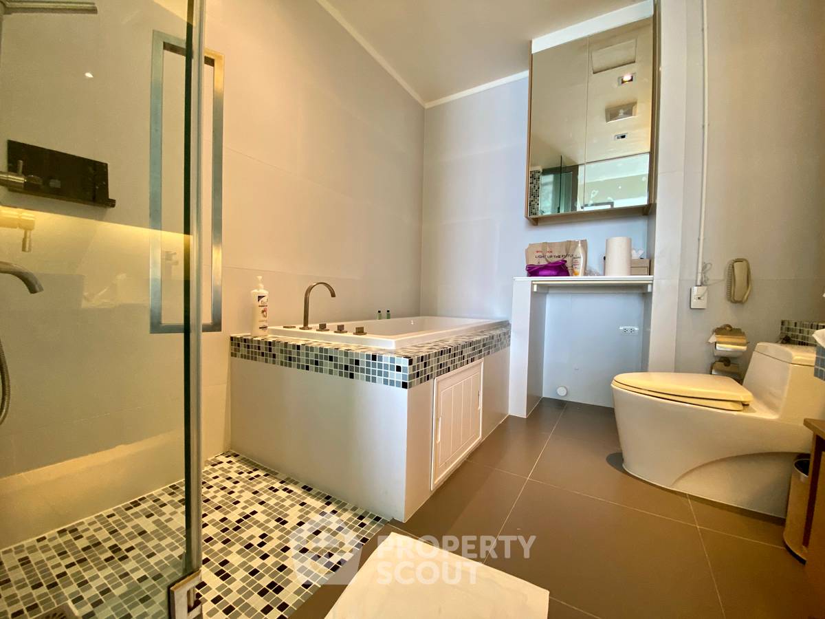 picture 1-BR Condo at Modus Beachfront Condominium Wongamat close to Sanctuary of Truth (ID 1001491) - 10/13