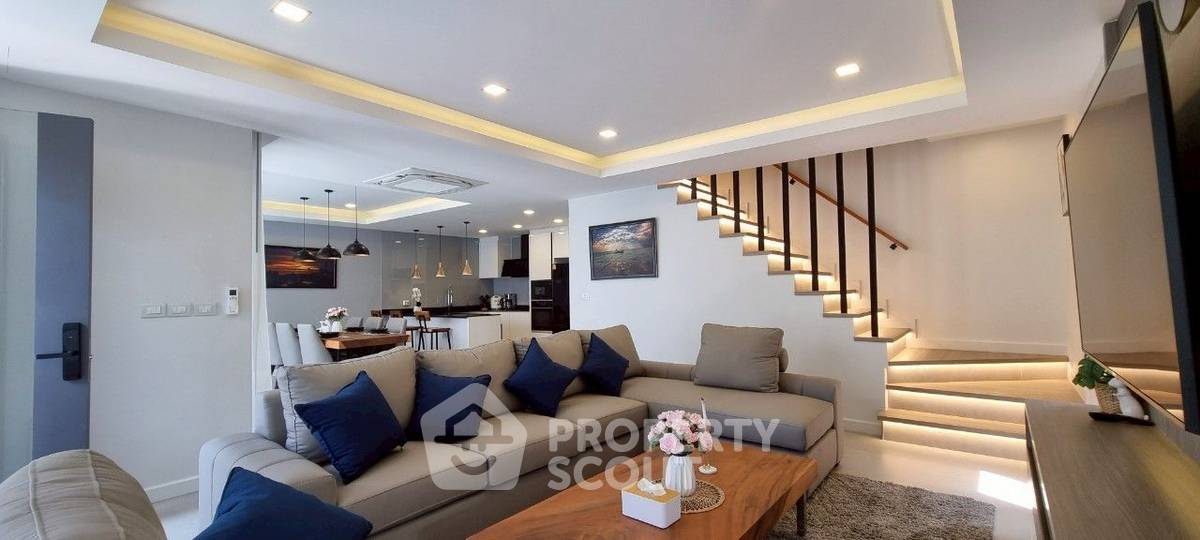 picture 4-BR House at Zensiri Midtown Villas close to Pattaya South (ID 2099358) - 5/22