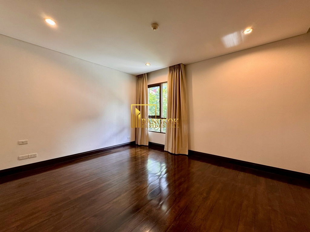 รูป Baan Sukhumvit 18 - Stunning 4 Bed House With Private Pool - BR28270SH - รูปที่ 45/53