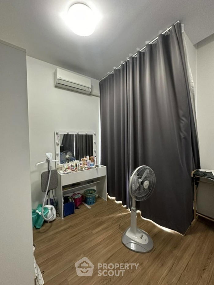 picture 3-BR Townhouse at Grande Pleno Watcharapol-Sukhaphiban 5 in O Ngoen (ID 1738462) - 6/9