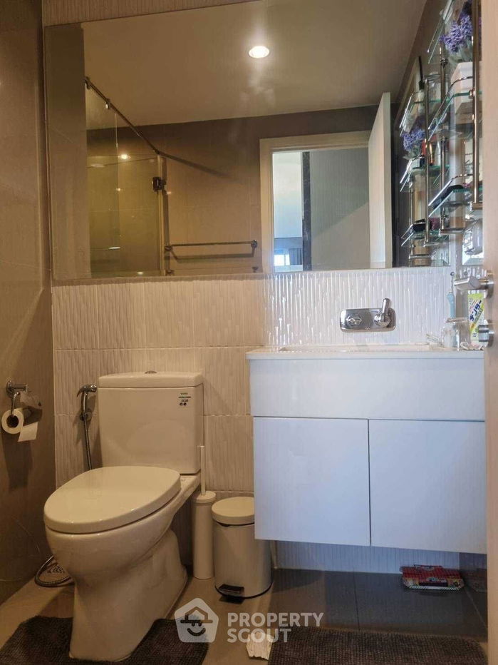 picture 2-BR Condo at Rhythm Sukhumvit 42 near BTS Ekkamai (ID 2287144) - 7/10