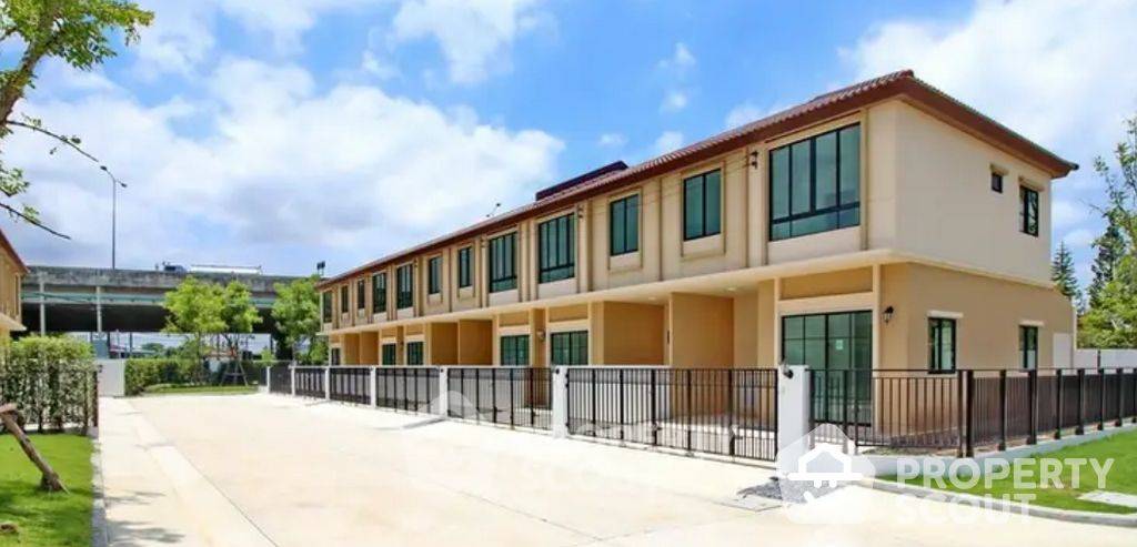 picture 4-BR Townhouse at Pruksa Ville Theparak - Srinakarin in Phraeksa Mai (ID 2185224) - 6/6