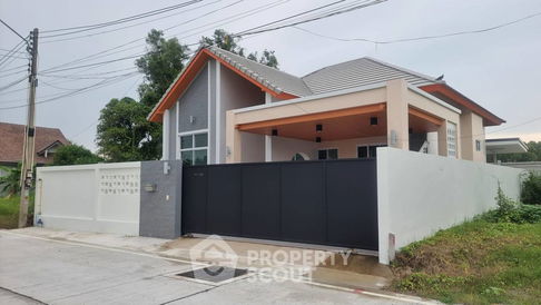 3-BR House close to Pattaya (ID 2160179)