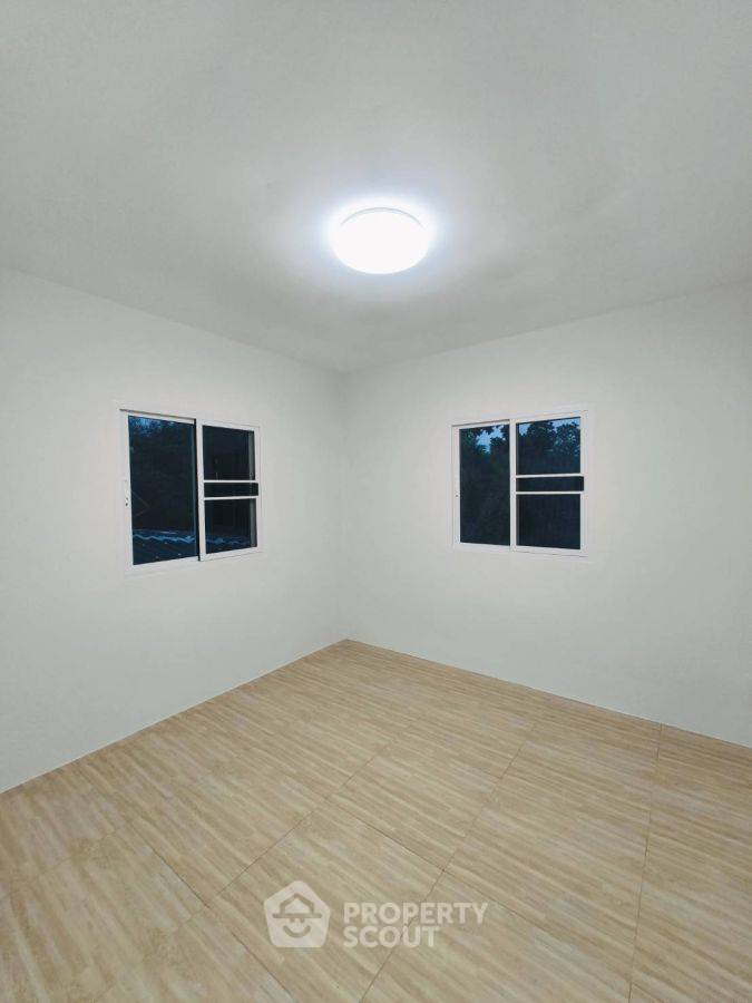 picture 4-BR Townhouse at Pruksa Ville 28 Wongwaen - Rattanathibet near MRT Talad Bang Yai (ID 2237368) - 2/7