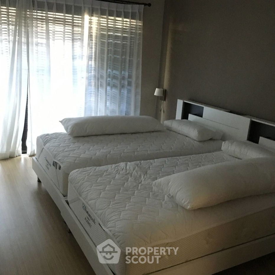 รูป คอนโด 3-ห้องนอน ที่ เรโนวา เรสซิเด้นซ์ ชิดลม คอนโดมิเนียม ใกล้ BTS เพลินจิต (ID 1533302) - รูปที่ 10/13
