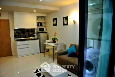 ขายคอนโด : คอนโด 1-ห้องนอน ที่ เลอ โคเต้ สุขุมวิท 14 ใกล้ BTS อโศก (ID 565286)