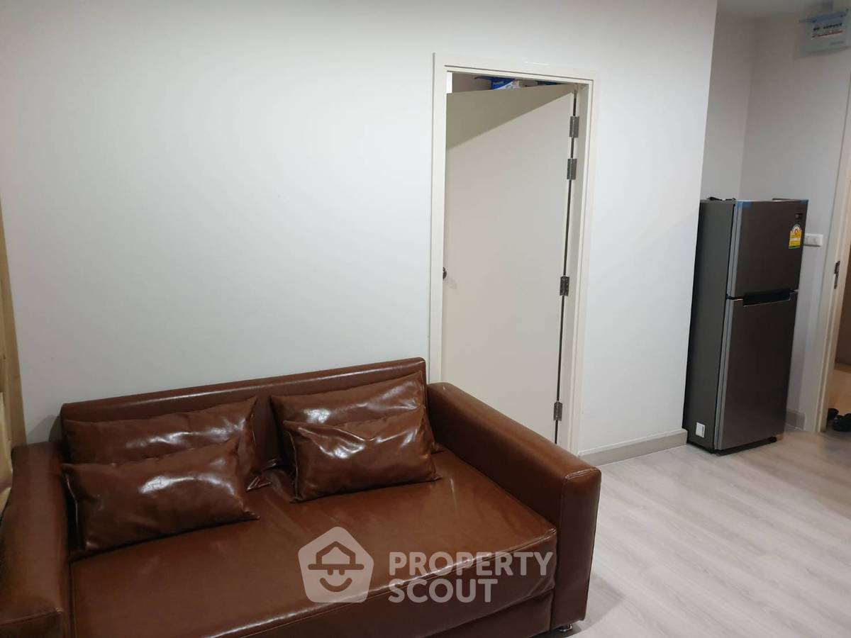 picture 1-BR Condo at Motif Condo Wongwian Yai-Talat Phlu near BTS Pho Nimit (ID 370890) - 3/14