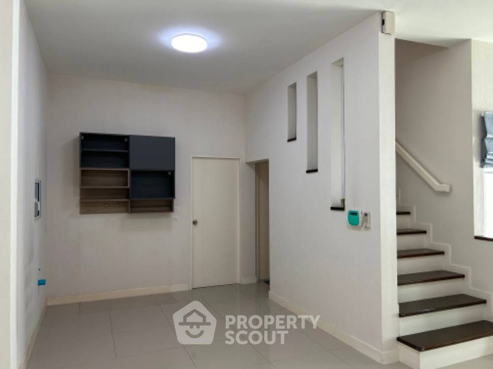 picture 4-BR Semi-detached House at Thanasiri Ratchapruek-Thanamnon in Bang Krang (ID 1623882) - 4/13