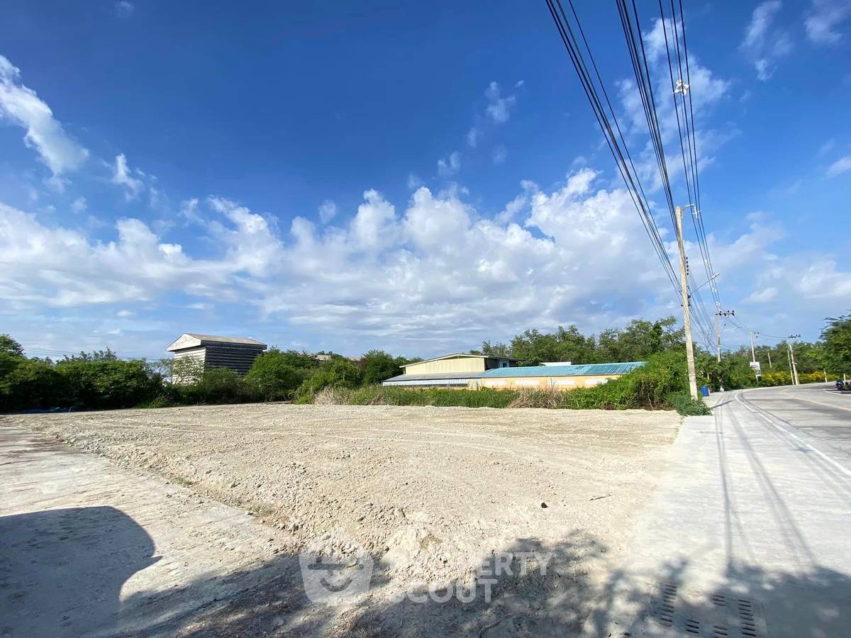 picture 800 m² Land for Sale in Khlong Tamru (ID 1232772) - 2/7