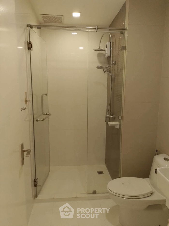 picture 3-BR Condo at The Bloom Sukhumvit 71 near BTS Phra Khanong (ID 2166640) - 18/22