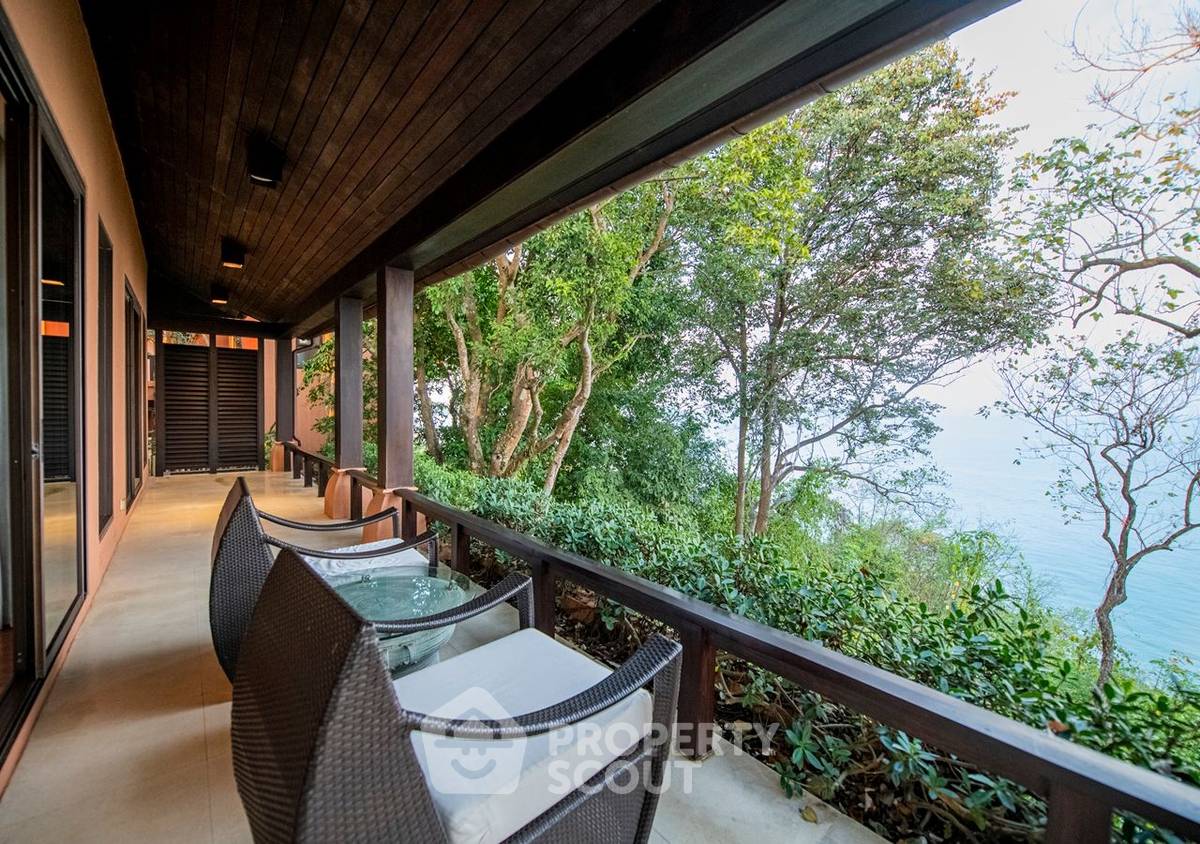 picture Sri Panwa - Outstanding 4-Bedroom Sea View Resort Villa at Cape Panwa Phuket (ID 1465273) - 38/50