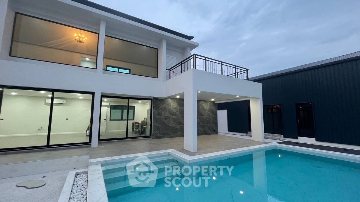 รูป วิลล่า 4-ห้องนอน ที่ ฮอร์สชู พ้อยท์ ใน โป่ง (ID 2109876) - รูปที่ 17/19