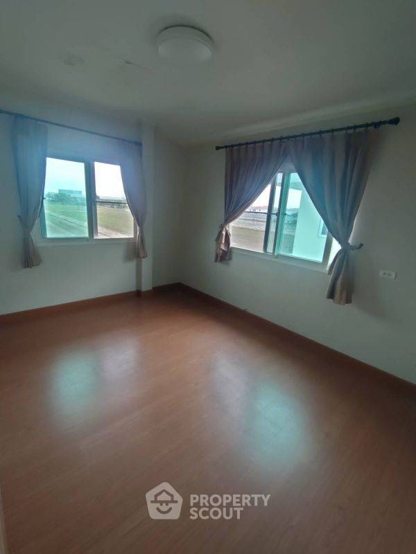 รูป บ้าน 4-ห้องนอน ที่ ศุภาลัย พาร์ควิลล์ วงแหวน-ราชพฤกษ์ ใน ลำโพ (ID 2150313) - รูปที่ 2/10