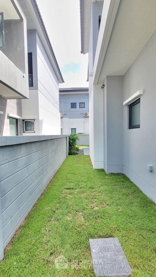 รูป บ้าน 4-ห้องนอน ที่ เดอะ ซิตี้ บางนา ใน บางแก้ว (ID 1832492) - รูปที่ 14/16