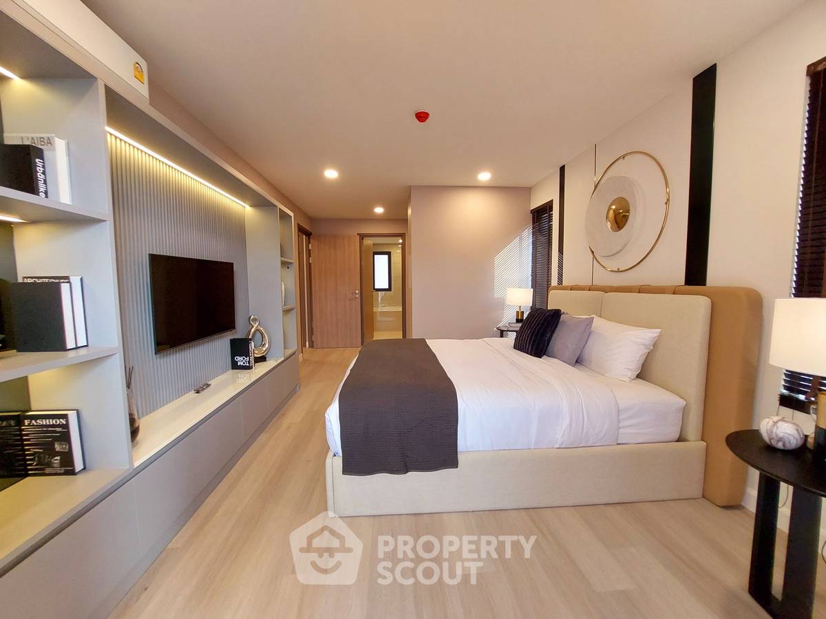 picture 2-BR Condo at Hyparc Hangdong in Hang Dong (ID 1111030) - 10/14