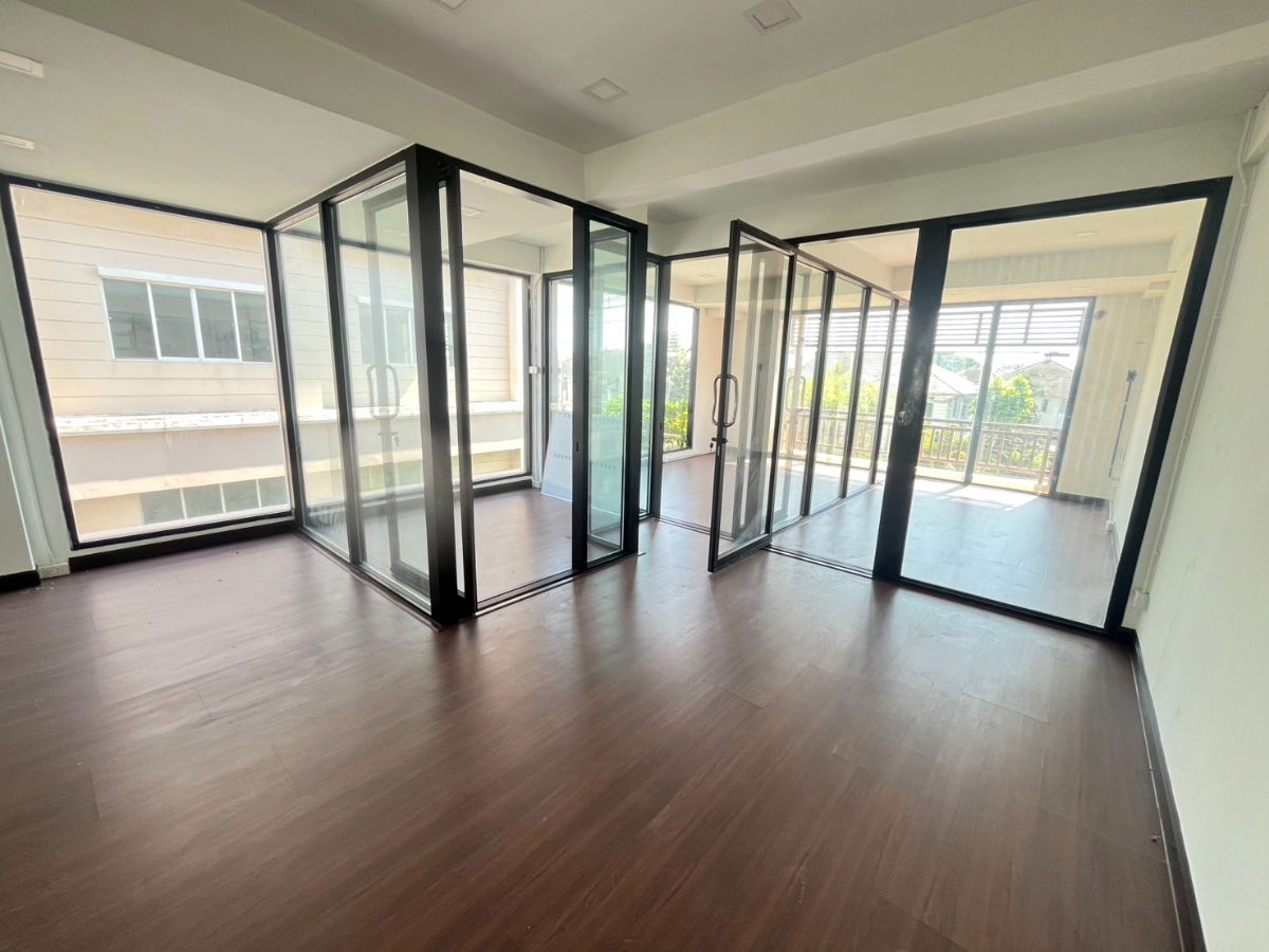 picture Townhouse for sale, 3 floors, Soi King Kaew 14/1 - 7/11