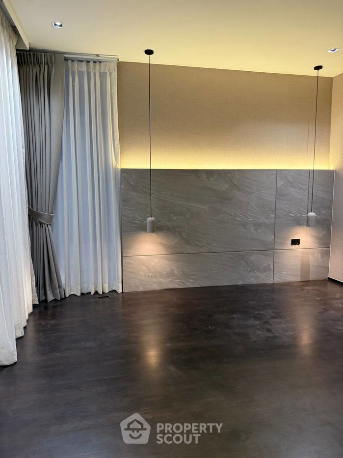 รูป คอนโด 3-ห้องนอน ที่ เดอะ ไพรม์ 11 สุขุมวิท คอนโดมิเนียม ใกล้ BTS นานา (ID 1963543) - รูปที่ 33/41