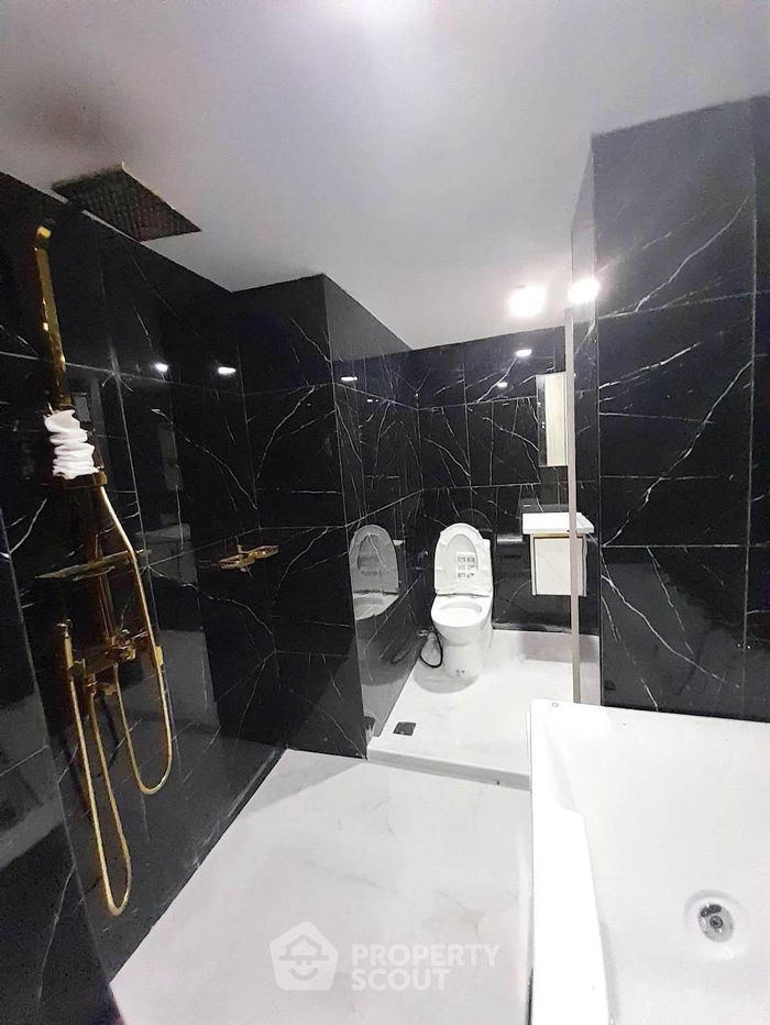 picture 5-BR Condo at Resorta Yen-Akat near MRT Khlong Toei (ID 2027895) - 11/15