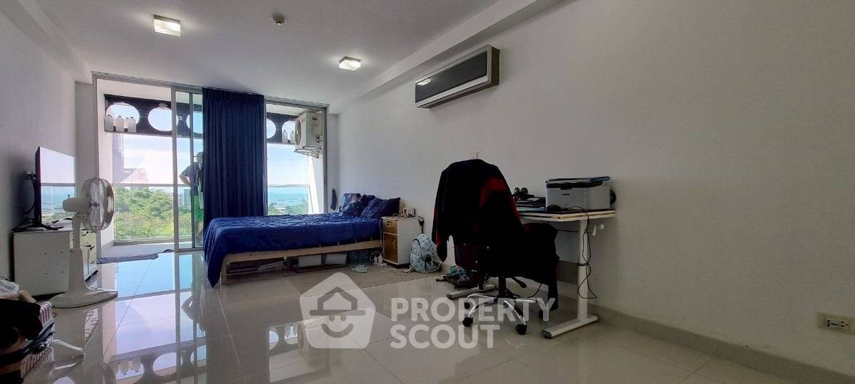 picture 1-BR Condo at Park Royal 2 Pratumnak close to Phratamnak (ID 2118705) - 3/11