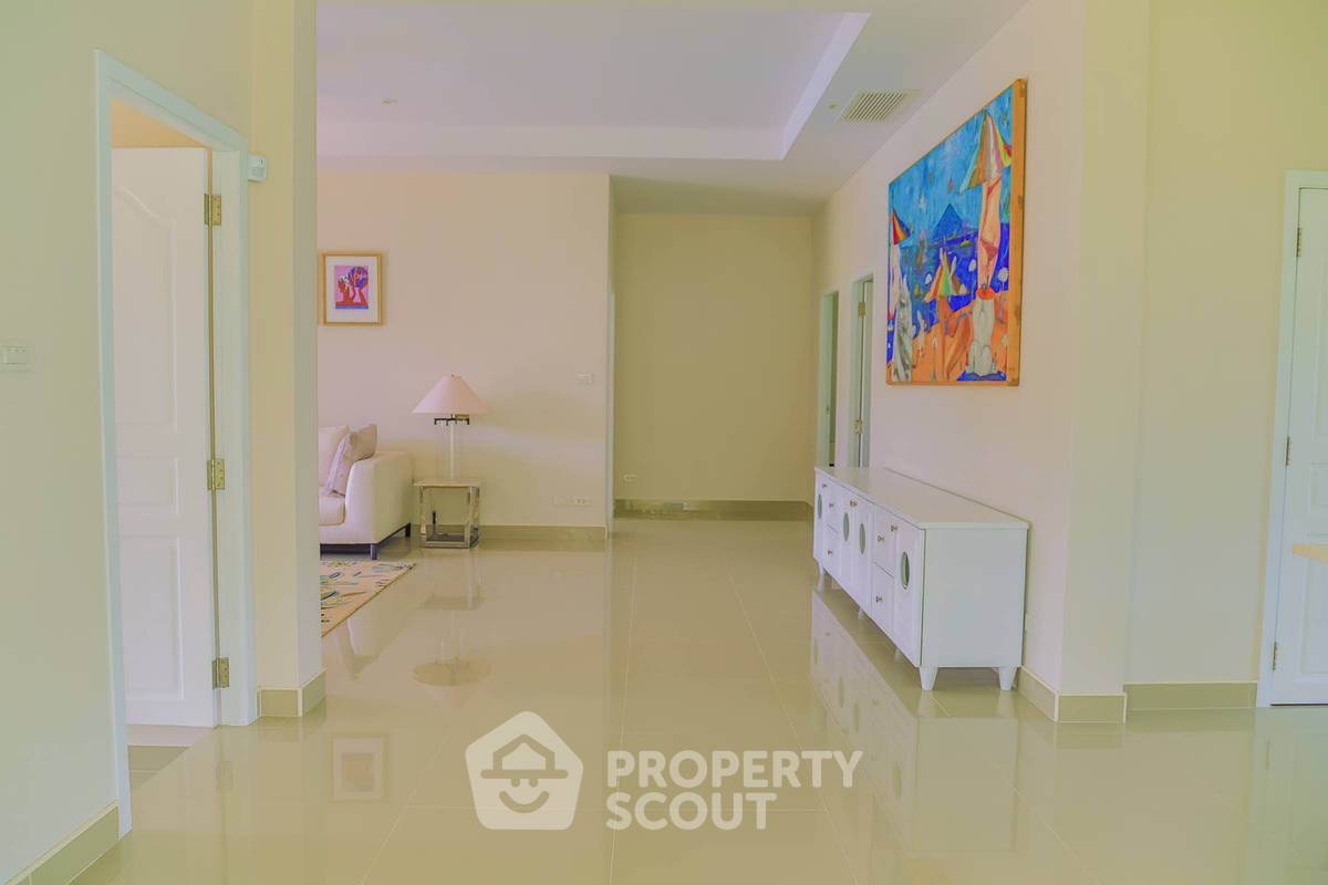picture 4-BR Villa close to Paklok (ID 792576) - 9/27