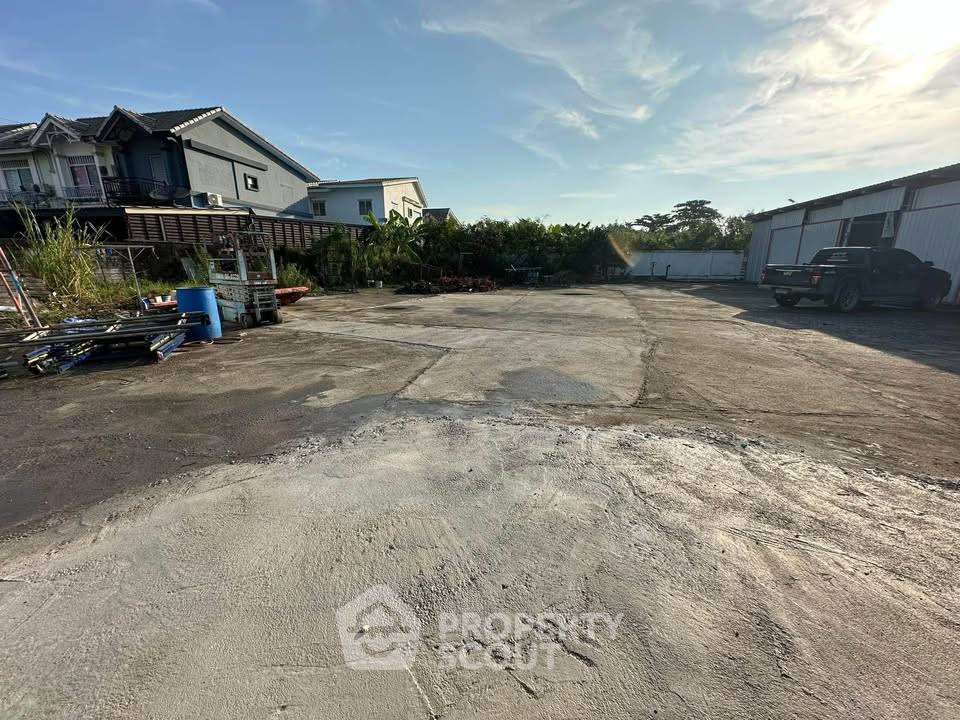 picture 1,600 m² Land for Sale in Nong Tamlueng (ID 2209873) - 2/3
