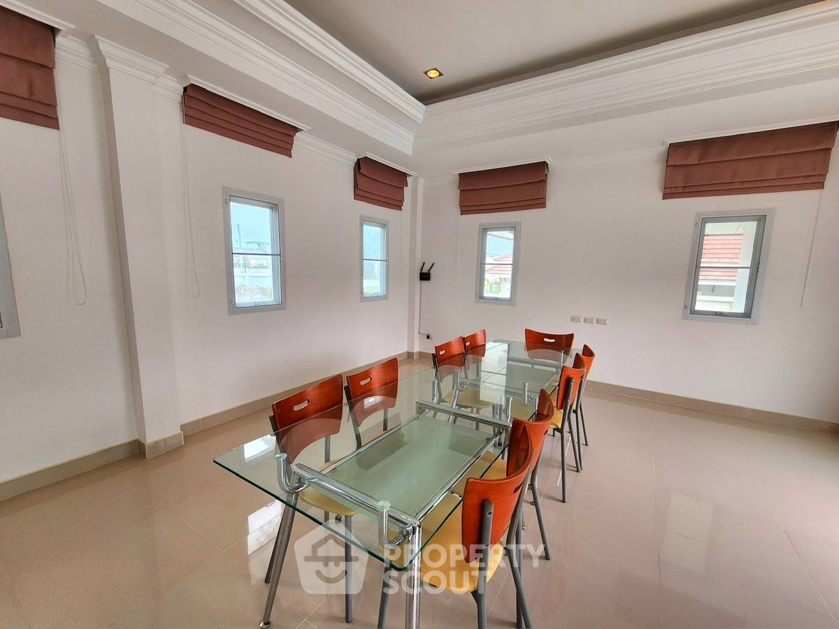 รูป วิลล่า 4-ห้องนอน ที่ บ้านโชคชัย 4 บางเสร่ ใน บางเสร่ (ID 2111273) - รูปที่ 6/15