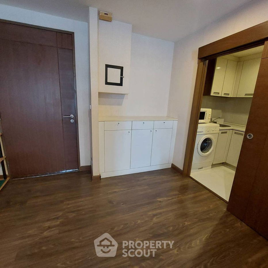 picture 1-BR Condo at Silom City Resort Condominium near BTS Chong Nonsi (ID 761449) - 7/12