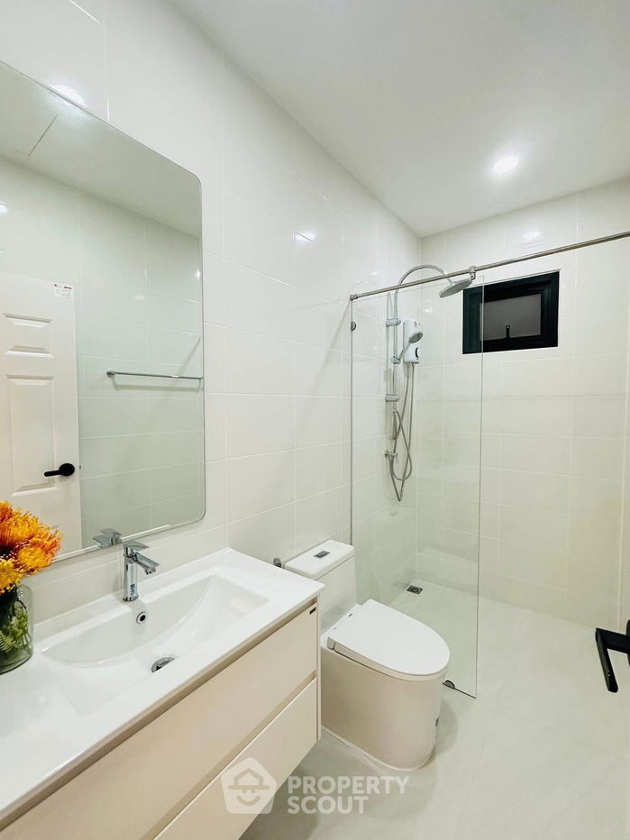 picture 4-BR House at T.W. Garden Hill close to Pattaya (ID 2198586) - 14/26