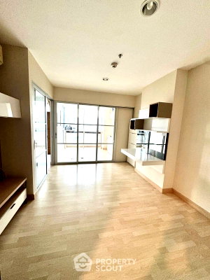 Condos for sale : 1-BR Condo For Sale Rhythm Ratchada, 100m to MRT Ratchadaphisek (ID 2294438)