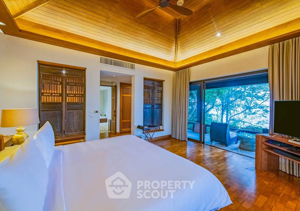 picture Sri Panwa - Outstanding 4-Bedroom Sea View Resort Villa at Cape Panwa Phuket (ID 1465273) - 37/50