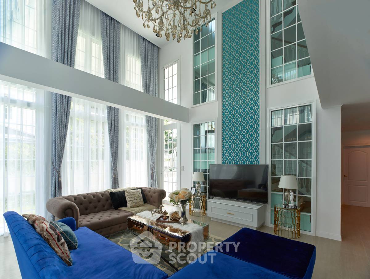 picture 3-BR House at Fantasia Villa 3 near BTS Bearing (ID 1377550) - 1/37