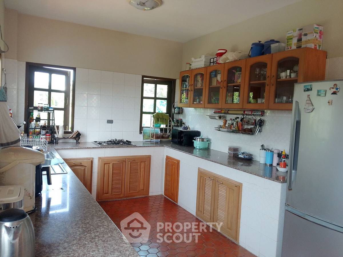 picture 3-BR Villa close to Huai Yai (ID 2146445) - 5/18